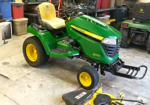 What is the Life Expectancy of a John Deere Riding Lawn Mower
